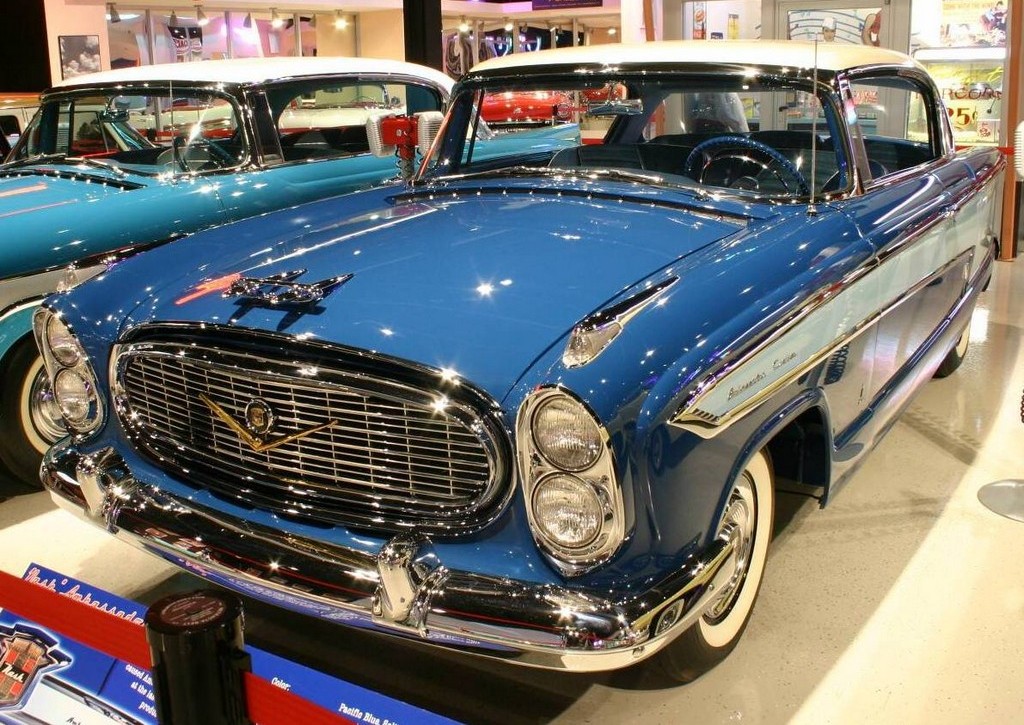 NASH AMBASSADOR CUSTOM HARDTOP